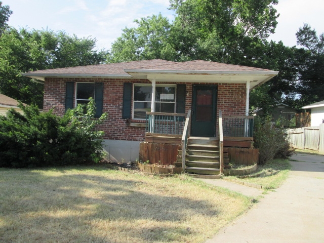 206 East 43rd Street, Joplin, MO 64804 