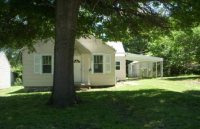 1423 N Mccoy St, Independence, MO 64050 