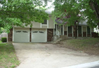 1605 SW 22nd Street, Blue Springs, MO 64015 