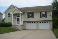 1417 NW Foxboro Rd, Blue Springs, MO 64015 