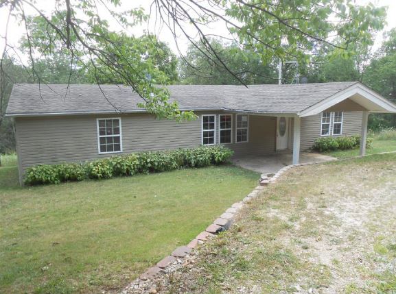 8070 Valley Springs Dr, Dittmer, MO 63023 