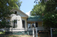 212 E Kelly St, Fredericktown, MO 63645 