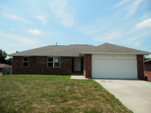 4036 W Eaglecrest St, Battlefield, MO 65619 