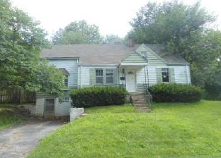 560 Cosie Dr, Saint Louis, MO 63137 