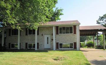 1145 Sherman Ln, Florissant, MO 63031 