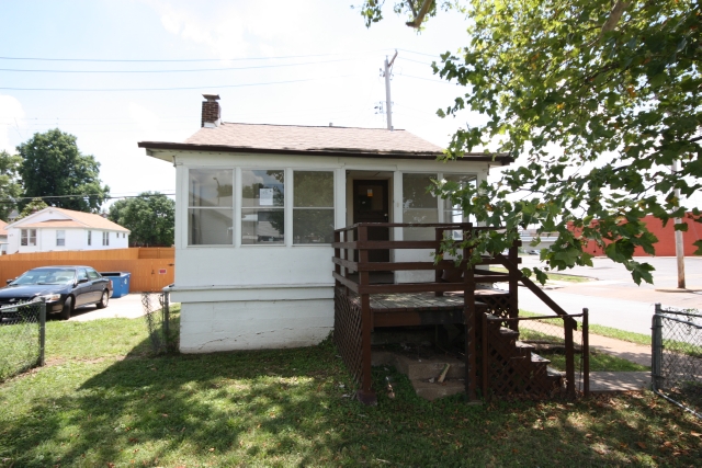 4474 Bingham Ave, Saint Louis, MO 63116 