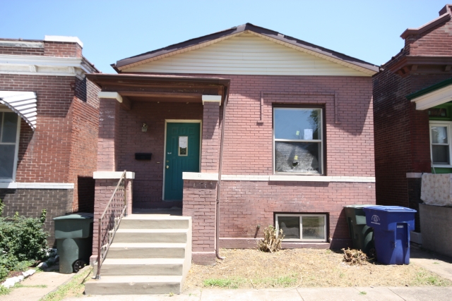 511 W Davis St, Saint Louis, MO 63111 