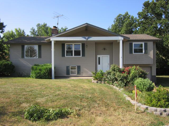 15266 E 2030 Rd, Stockton, MO 65785 