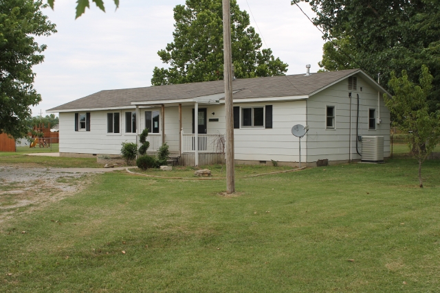 786 N Grant St, Oronogo, MO 64855 