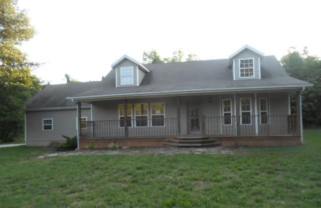 1028 Harris Blvd, Ozark, MO 65721 