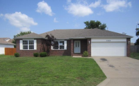 2303 E Lee St, Republic, MO 65738 
