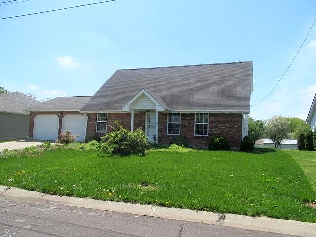 E High St, Marshall, MO 65340 