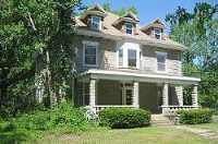 S Barrett Ave, Sedalia, MO 65301 