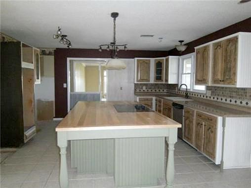 South East Outer Road, Harrisonville, MO 64701 