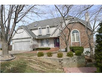 Ne Dartmore Ct, Lees Summit, MO 64064 