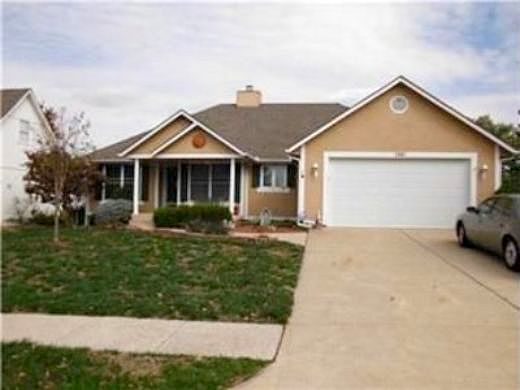 Pacific, Lees Summit, MO 64081 