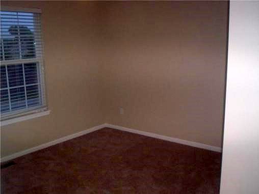 Newberry, Lees Summit, MO 64081 