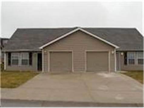 N Queen Ridge Court, Independence, MO 64056 