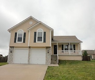 Manse, Raymore, MO 64083 