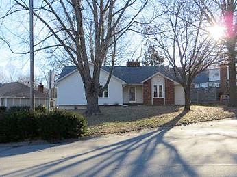 Woodlynne, Blue Springs, MO 64015 