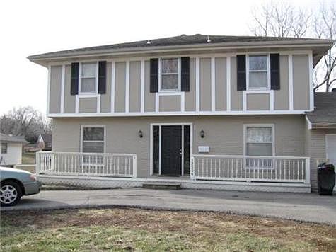 Askew Drive, Grandview, MO 64030 