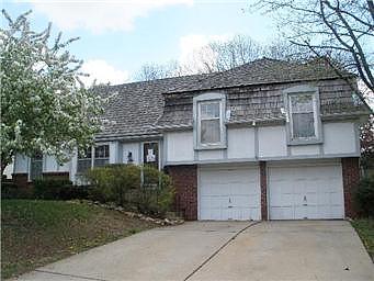 Oakland, Grandview, MO 64030 