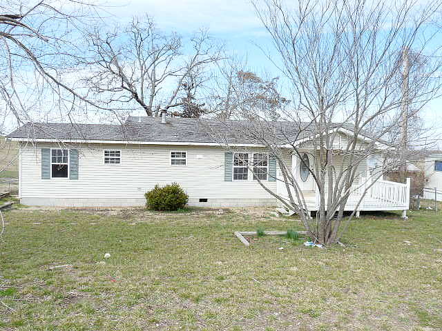 Aqua, Kirbyville, MO 65679 