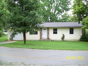 Swan Dr, Forsyth, MO 65653 