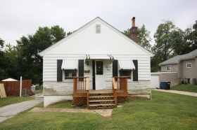 8620 Moran Pl, Saint Louis, MO 63114 