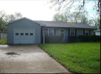 Sunset Ln, Centralia, MO 65240 