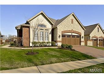 Meadowbrook Cntry Club Way, Ballwin, MO 63011 