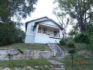 Peyton, Hannibal, MO 63401 