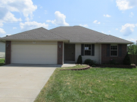 206 Wildwood Ln, Sparta, MO 65753 