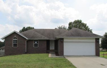 104 Fonda Ln, Willard, MO 65781 