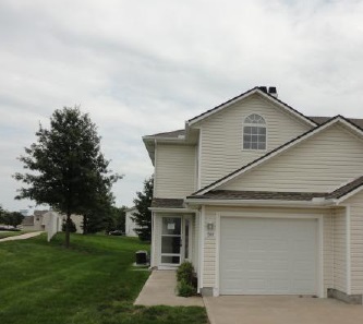 1301 SE Broadway Cir, Lees Summit, MO 64081 