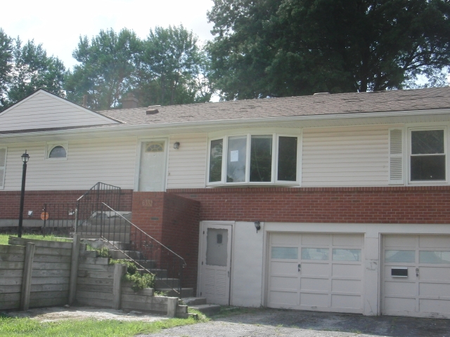 6332 Harvard Ave, Raytown, MO 64133 