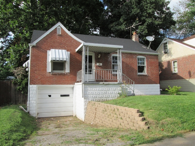 9551 Edmund Avenue, Saint Louis, MO 63114 