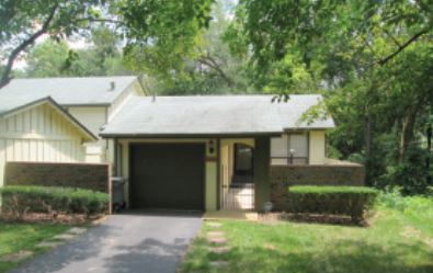 11024 Sugartrail Dr, Saint Louis, MO 63136 