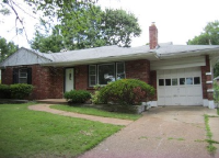 1230 Yukon Dr, Saint Louis, MO 63137 