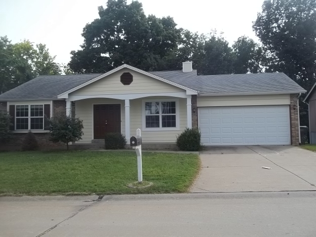 21 Fairfax Drive, Saint Peters, MO 63376 