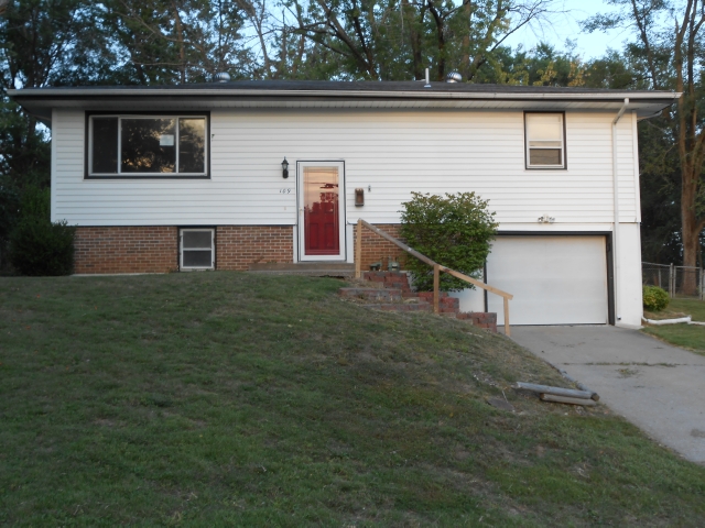 109 Collette St, Excelsior Springs, MO 64024 