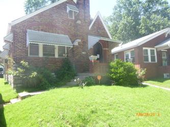 5748 Astra Avenue, St Louis, MO 63147 