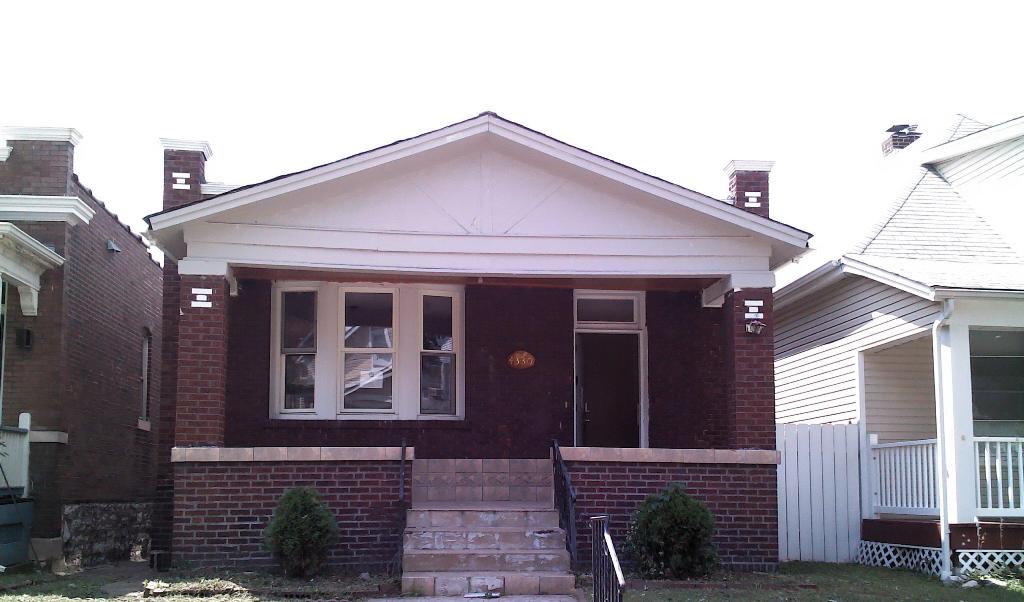 4330 Neosho St, Saint Louis, MO 63116 