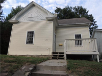 716 Magnolia St, Excelsior Springs, MO 64024 