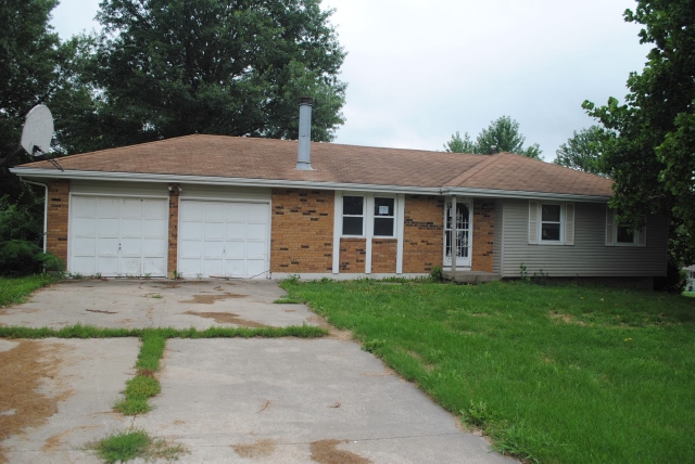 7332 Willow Drive, Odessa, MO 64076 