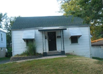 9950 Carlyle, St Louis, MO 63114 