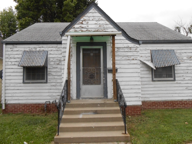 830 South 19th Street, Saint Joseph, MO 64507 