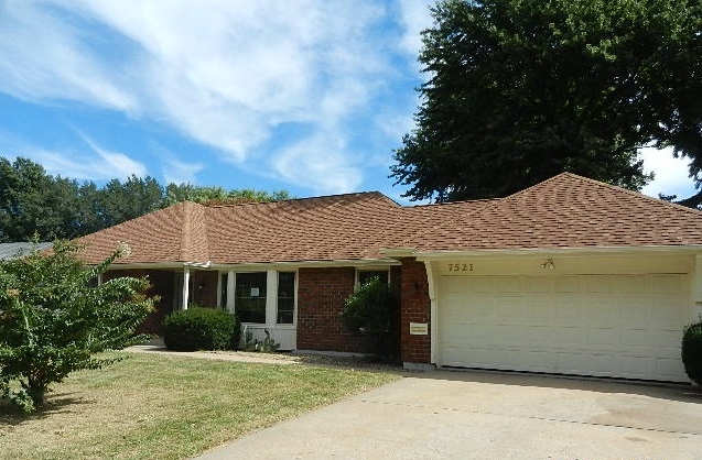 7521 Evanston Ave, Raytown, MO 64138 