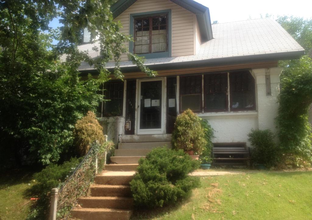 1042 Blendon Pl, Saint Louis, MO 63117 