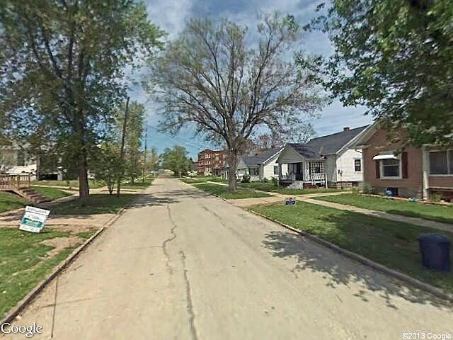 Vine, Chillicothe, MO 64601 
